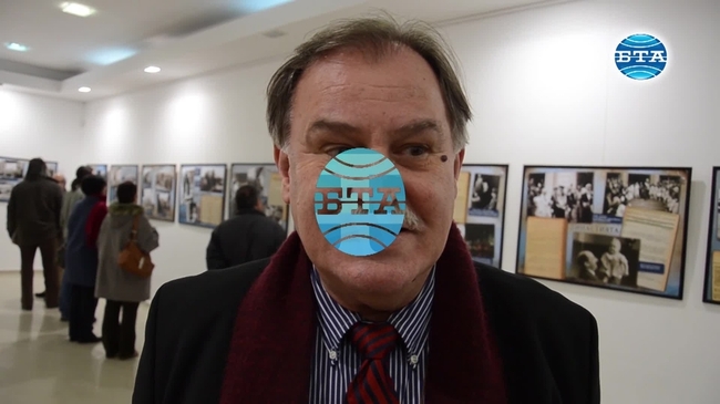 Фотоизложбата на БТА "Незаличимо" бе открита в Казанлък