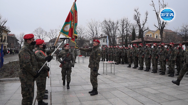 Над 130 новопостъпили военнослужещи положиха клетва в Карлово