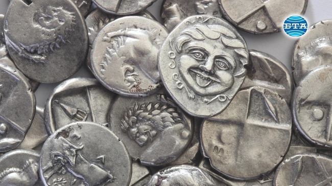 Защо Горгоната Медуза стана лого на Нумизматичен салон - Стара Загора?