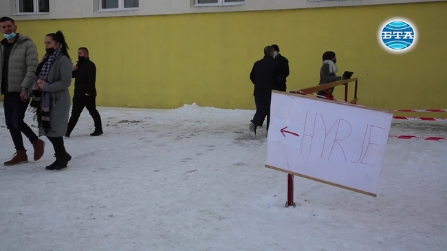 Активността на косовските избиратели се увеличава