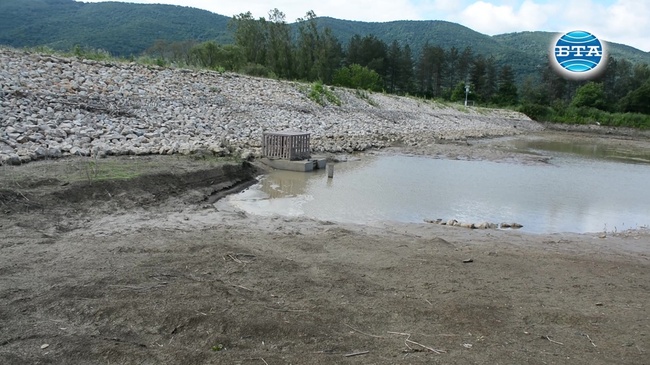 Кадри от язовир "Пазар дере" край Ловеч