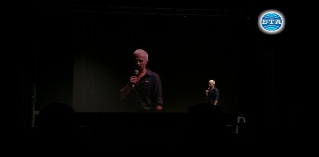 Д-Е-Образен живот без паузи