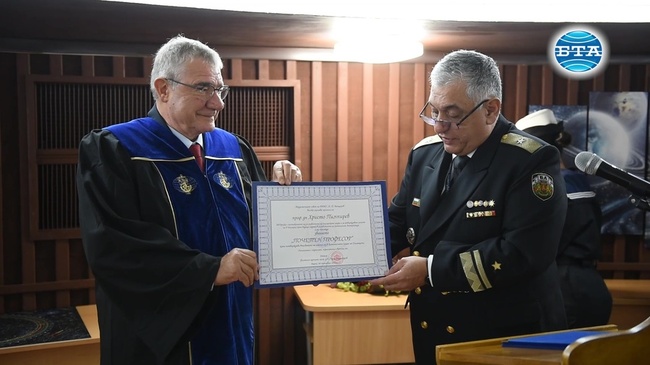 Христо Пимпирев стана почетен професор на Висшето военноморско училище във Варна