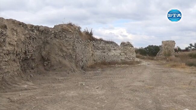 Археологически разкрития на Петрич кале