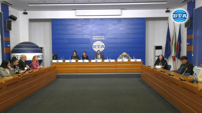 Студенти от седем университета започват платени стажове в Българската телеграфна агенция по програмата на МОН "Студентски практики"