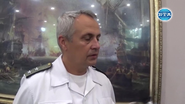 В момента няма място за притеснения за сигурността на морската ни граница, каза командирът на ВМС