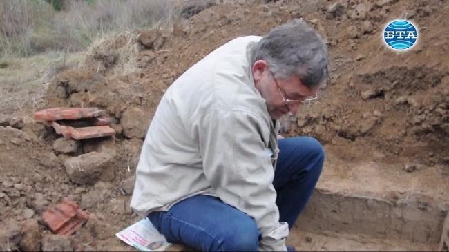 Археолози откриха край видинското село Балей бронзови украшения за коса на 36 века