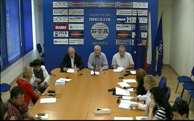 Пресконференция на общински съветници от Велики Преслав по повод искана от тях оставка на кмета на града Александър Горчев