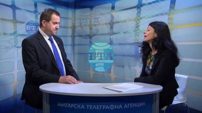 Огнян Златев, ръководител на Представителството на ЕК в България: Планът "Юнкер" ще заработи наесен, в него няма квоти и дискриминация