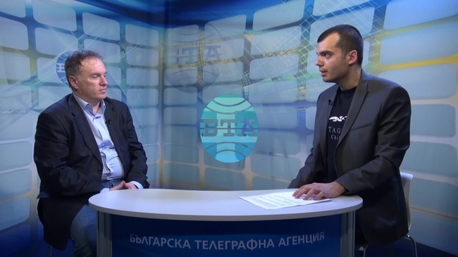 Проф. Владимир Чуков, арабист: Трафикът на хора е доходоносен бизнес в Либия, там няма държава, която да го спре