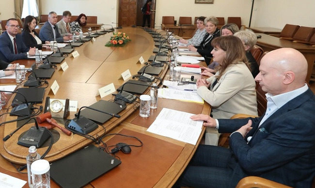 МС: Започна изграждането на Националната информационна система за превенция и защита от домашното насилие