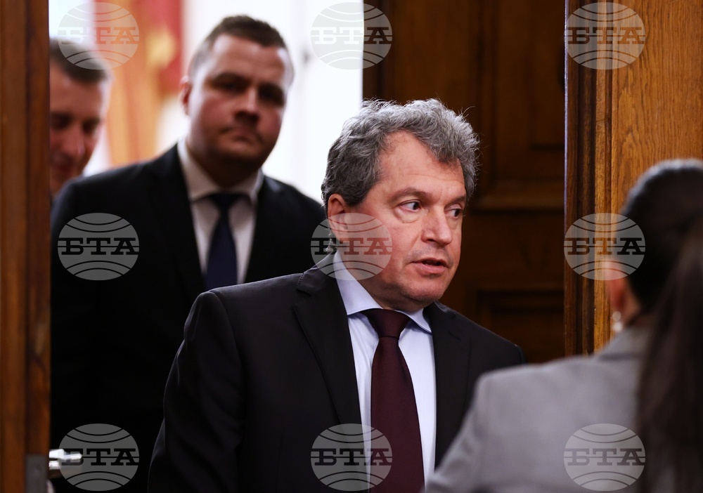 Президент - „Има такъв народ“ - консултации