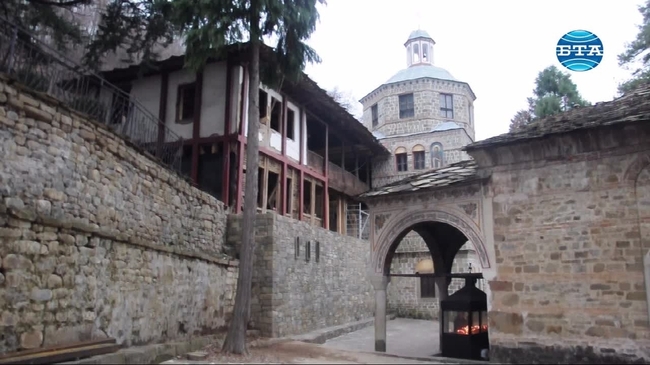 Манастирска история на светата Троянска обител разказва за вечното и преходното в живота