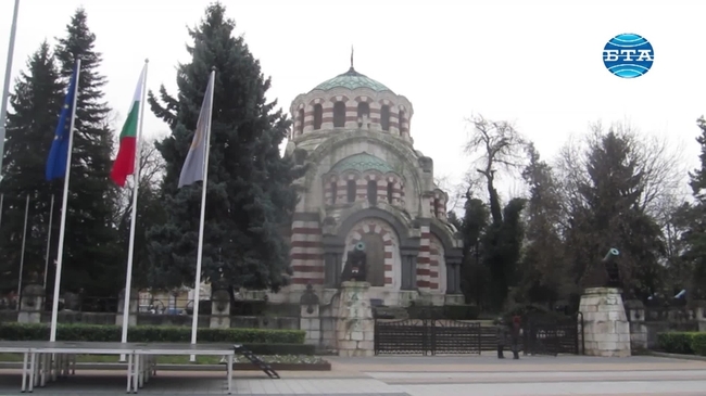 МУ-Плевен изпрати нов випуск млади лекари