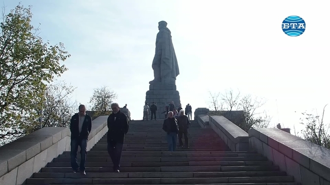 60 години от построяването на паметника "Альоша" честваха в Пловдив