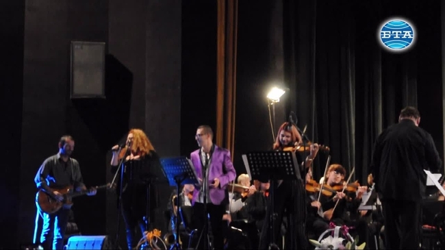 Симфониета Видин и формация "София" изнесоха концерт "Queen Topia"