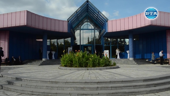 Парламентът и кметове подписаха споразумение за сътрудничество