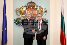 Румен Радев - Алехандро Поланко Мата - орден „Мадарски конник“ първа степен