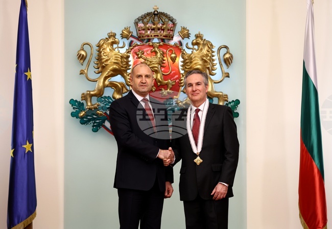 Румен Радев - Алехандро Поланко Мата - орден „Мадарски конник“ първа степен