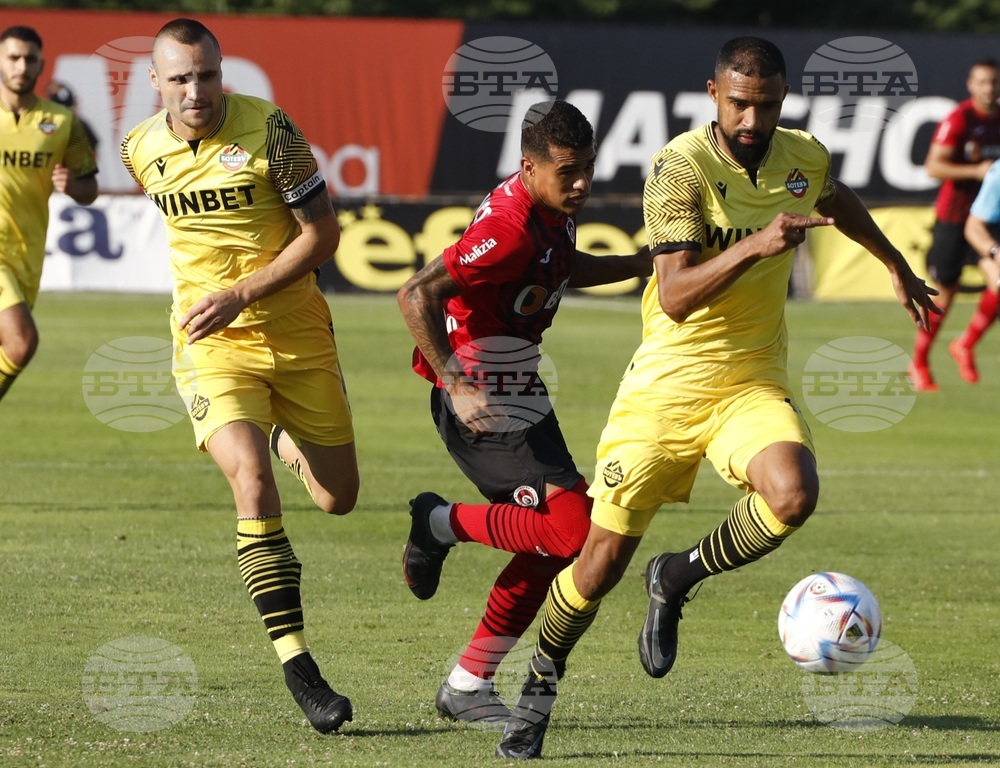 Футбол - Локомотив София - Ботев Пловдив