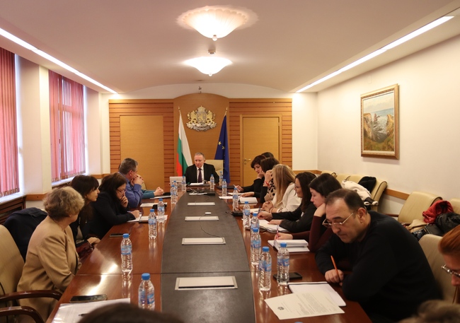 МЗХ: Стартира инициатива за обновяване на остарели стандарти за производство на храни