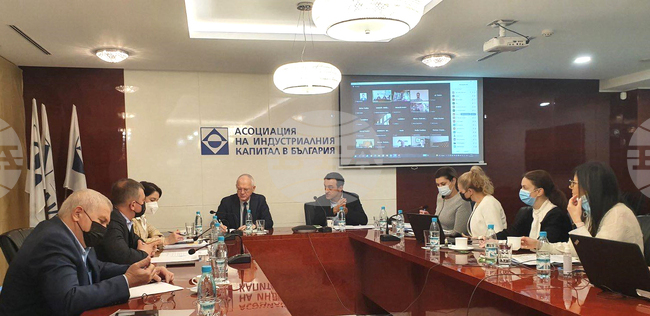 Даниел Лорер  - АИКБ