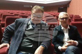 Разград - театър - премиера - „Хотел „Британика“, Лондон“