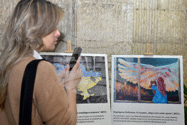 Варна - библиотека „Пенчо Славейков“ - изложба - Украйна