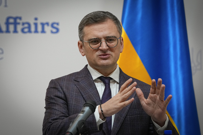 Украйна смята да направи "решителна и мащабна стъпка" към членство в НАТО на срещата на върха през юли във Вашингтон