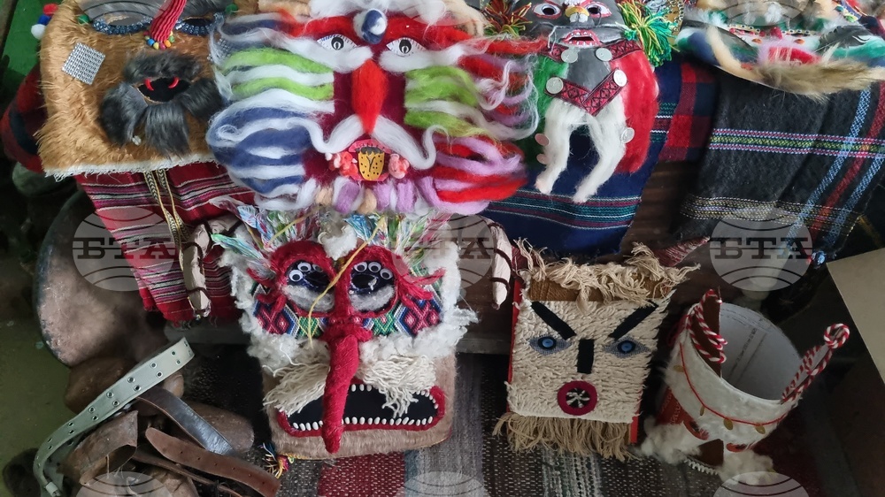 Село Пробуда - кукерски маски - конкурс