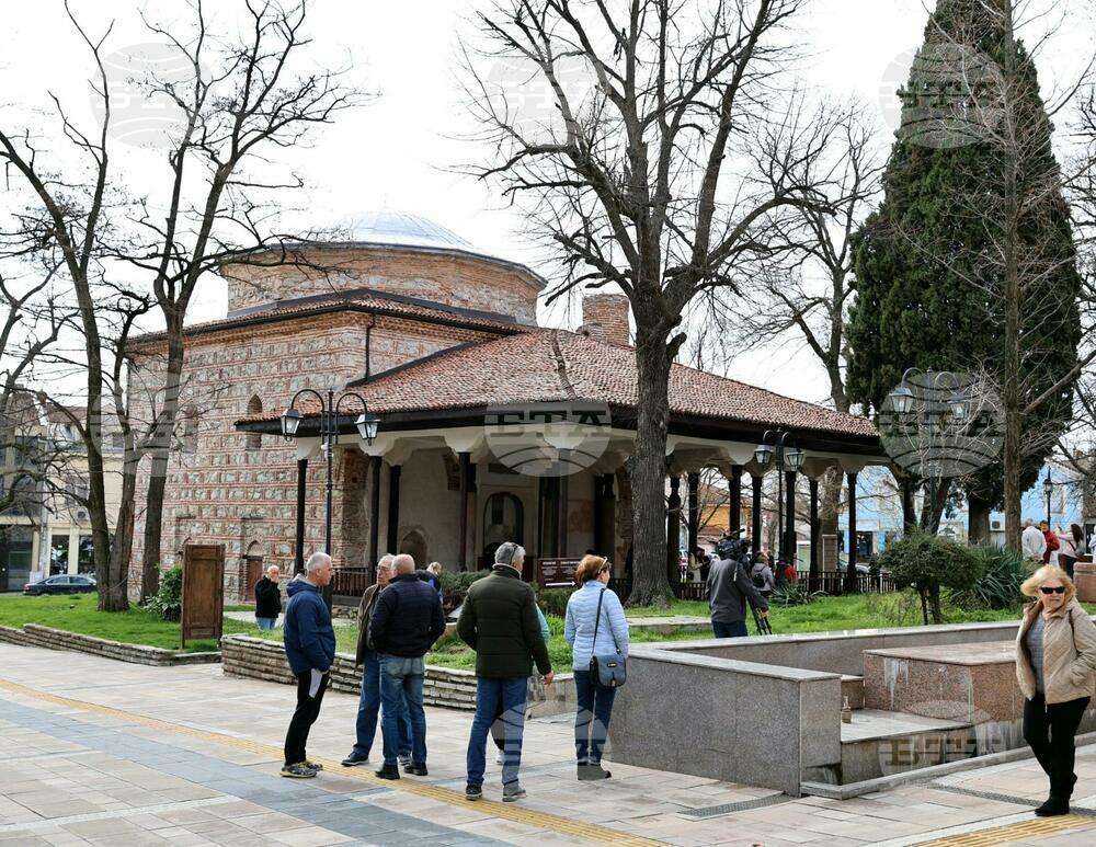 Три туристически обекта, сред които Куршум джамия в Карлово, отварят врати след реставрация по европейски проект