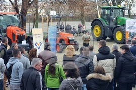 Ямбол - Тракийски университет - изложение на земеделска техника