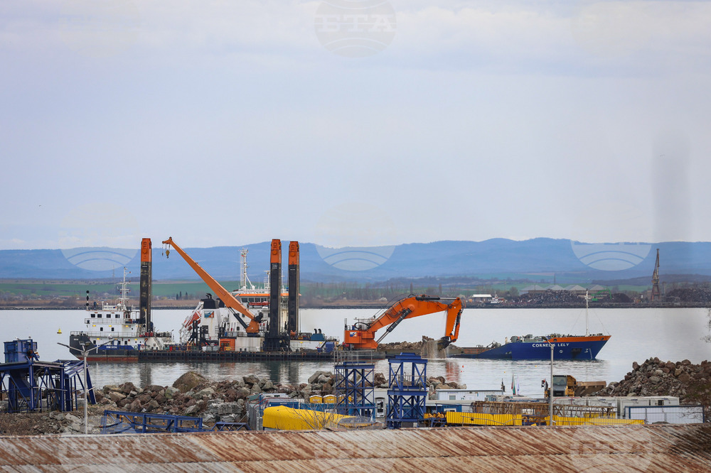Бургас - пристанищен терминал - удълбочаване