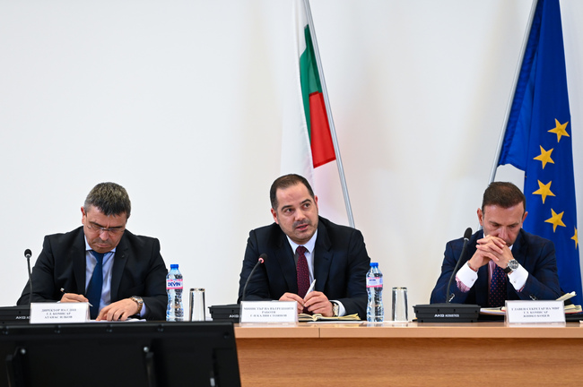 МВР: Министър Калин Стоянов изведе два основни акцента като приоритет на МВР, които той представи и по време на отчета на Министерски съвет