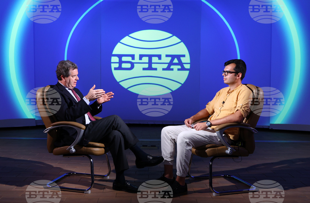 БТА - Дейвид Харис - интервю