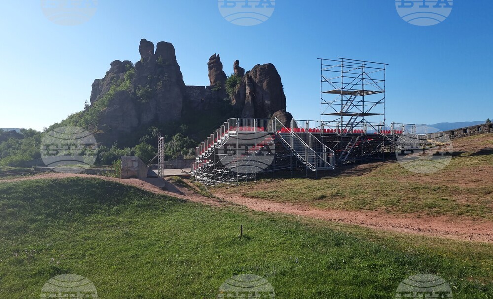 Белоградчик - фестивал "Опера на върховете - Белоградчишки скали"
