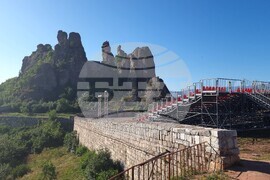 Белоградчик - фестивал "Опера на върховете - Белоградчишки скали"