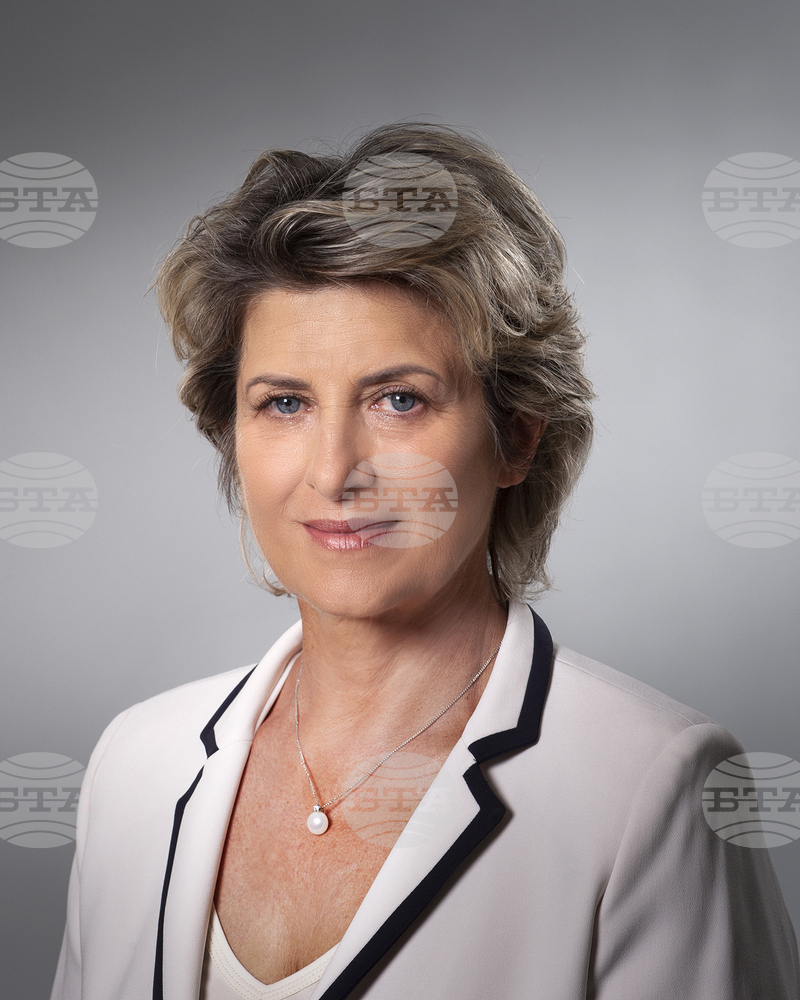 Министърът на младежта и спорта Весела Лечева пред БТА: "Осигурихме спокойствие за спортистите и треньорите преди Париж 2024"