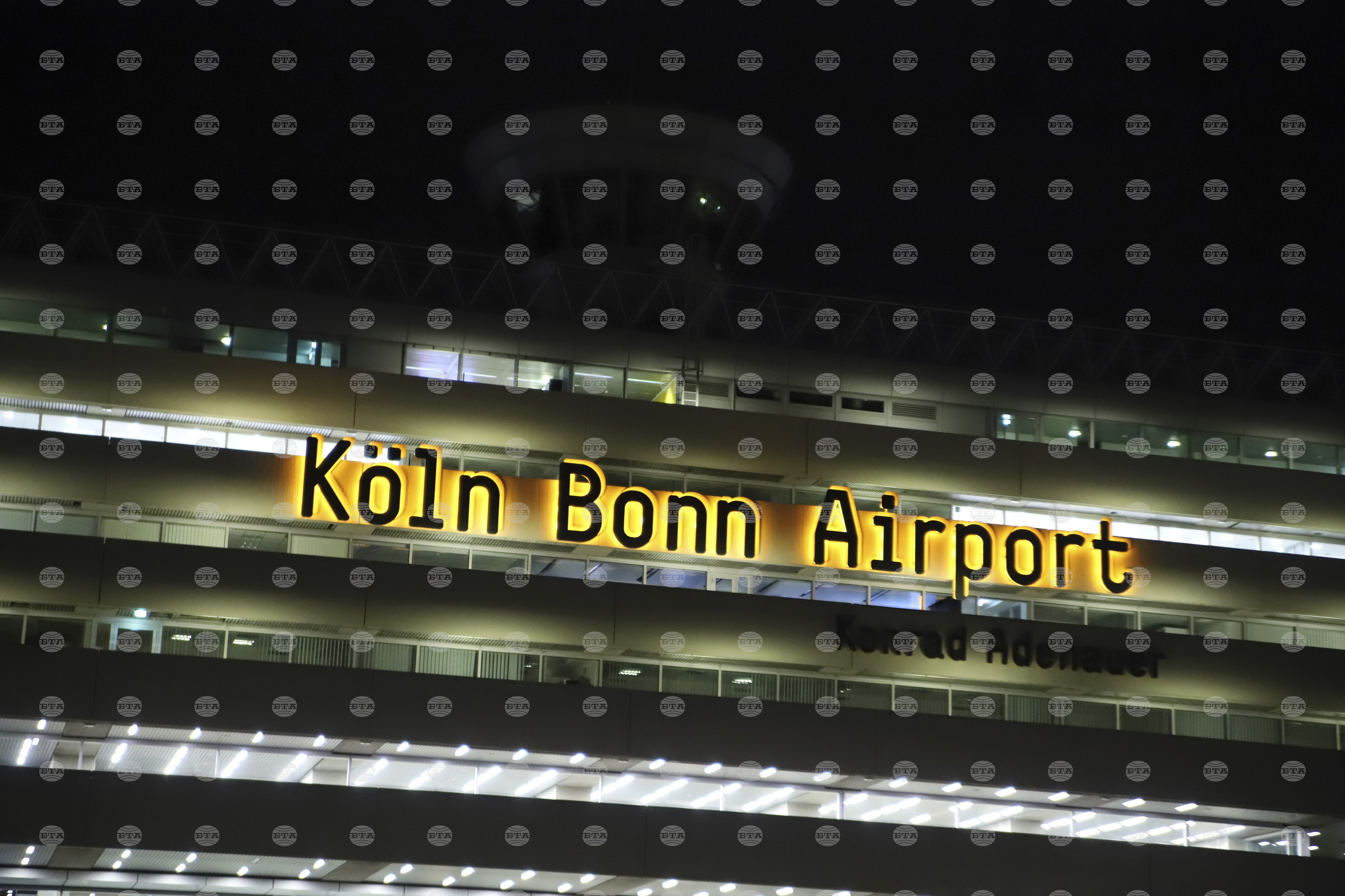 Летището в Кьолн/Бон възобнови работа, след като преустанови полетите за няколко часа заради техническа неизправност