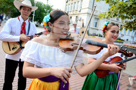 Варна - Международен фолклорен фестивал „Варненско лято“