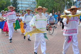 Варна - Международен фолклорен фестивал „Варненско лято“