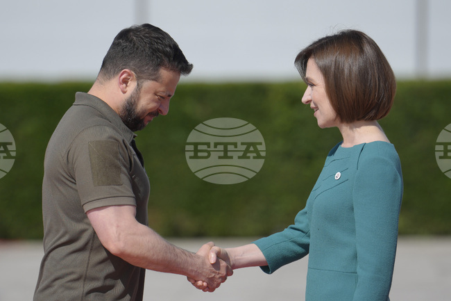 Зеленски и Санду обсъдиха споделения път към членство в ЕС