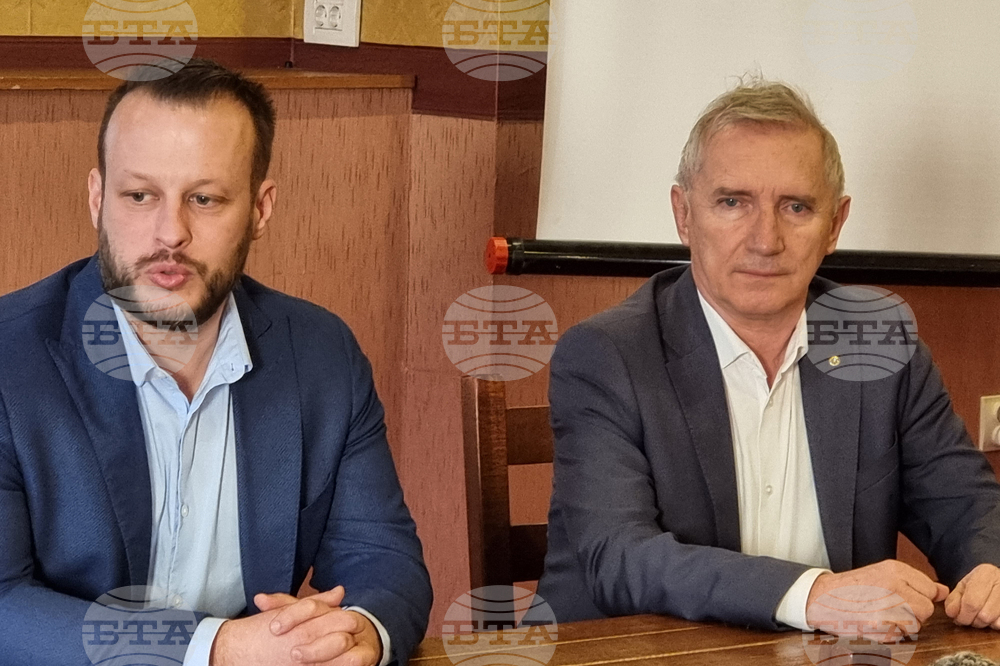 Велико Търново - ЖП транспорт - зам.-министър Илия Илиев - пресконференция
