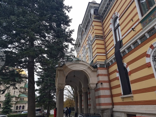 Свети синод - Патриарх Неофит - кончина - траурно знаме