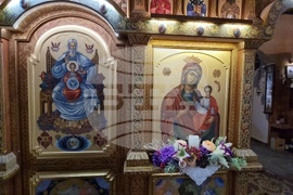 Сливен - храм "Света Троица" - иконостас