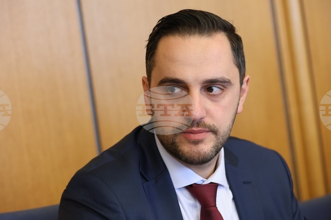 Работна група, която да преобразува местните данъци и такси от лева в евро, беше предложена от председателя на Столичния общински съвет