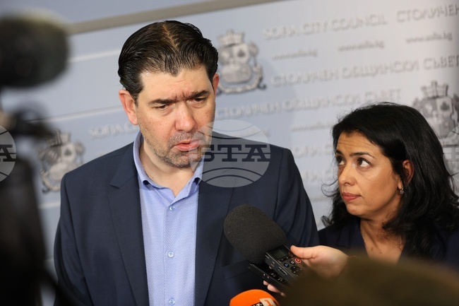 Иван Таков - Ваня Григорова - брифинг