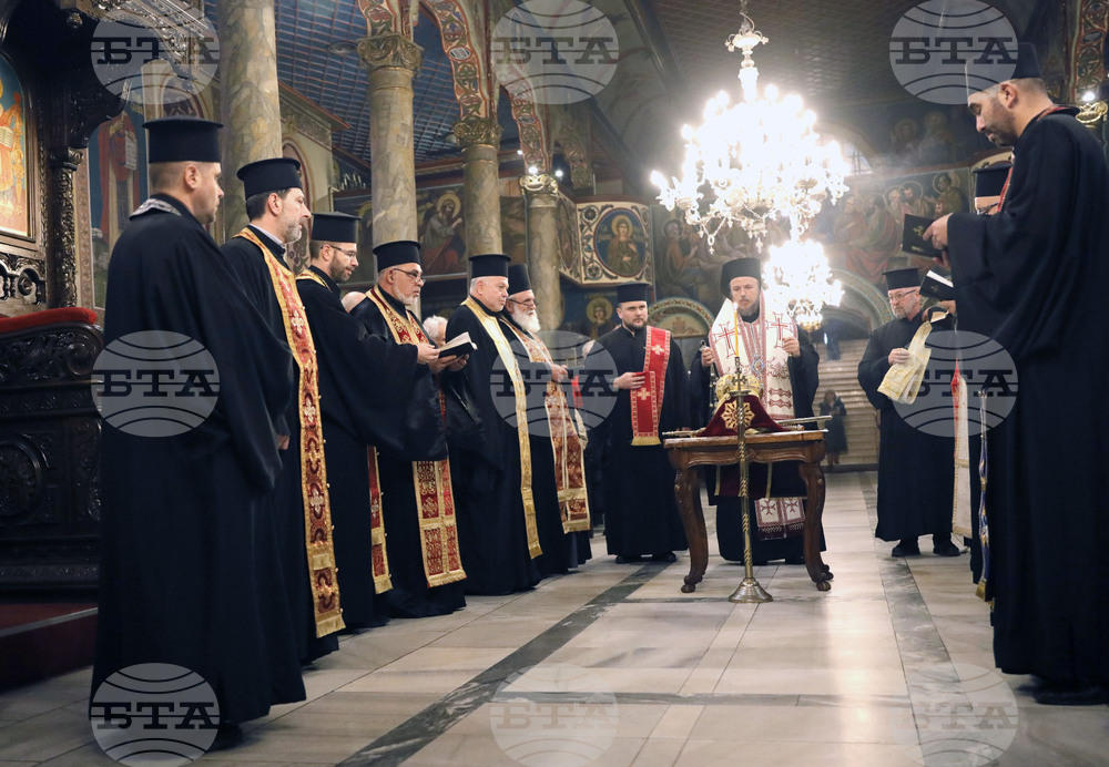 Русе - заупокойна литургия - патриарх Неофит - кончина