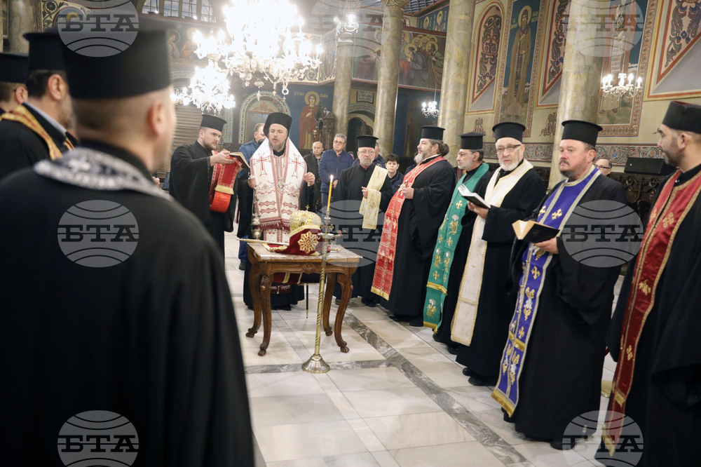 Русе - заупокойна литургия - патриарх Неофит - кончина