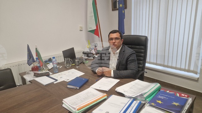 Болницата в Девин и Общината набират кандидати за обучение на медицински сестри